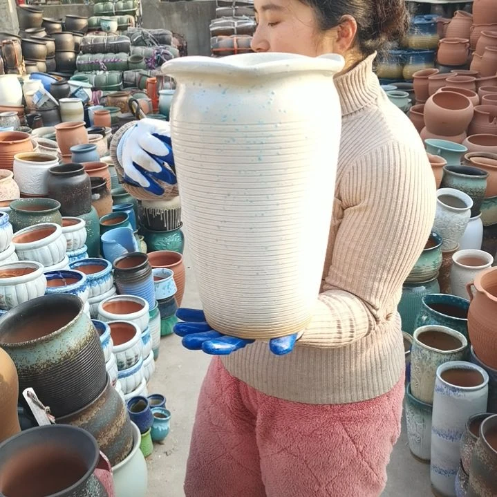 红陶口20高33一个盆子。。