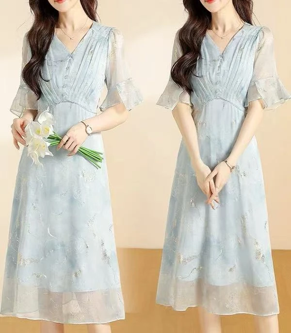 T1484漂亮法式裙子2025年夏季新款女设计感喇叭袖小个子A字连衣裙