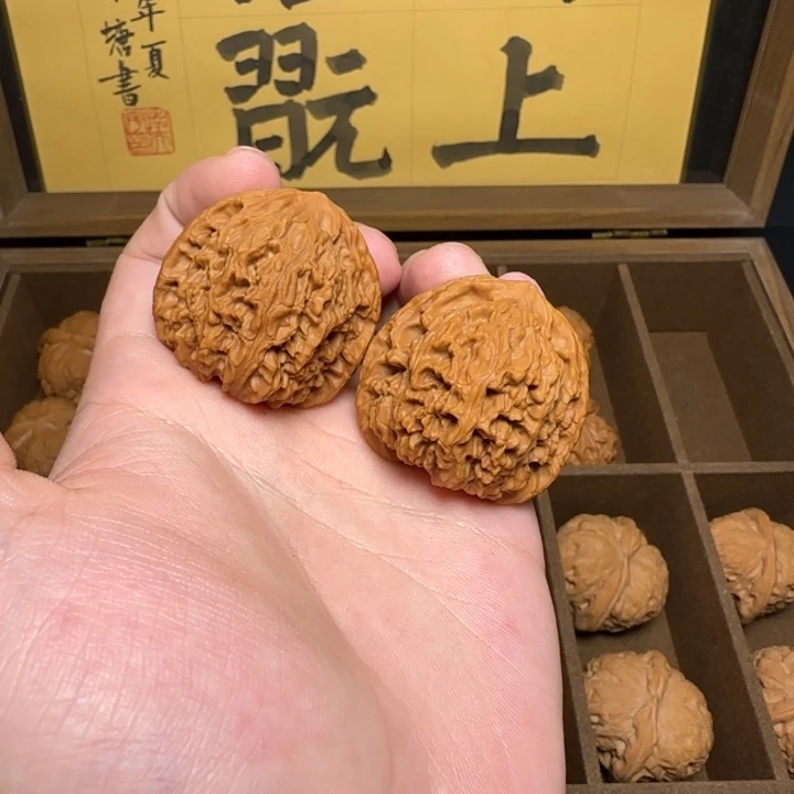 文玩核桃吊坠全品无修
