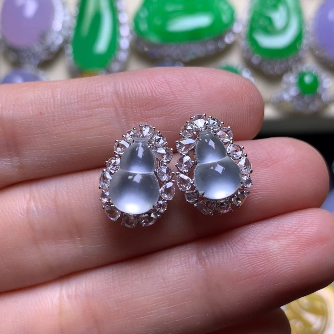 翡翠18K金镶嵌耳饰