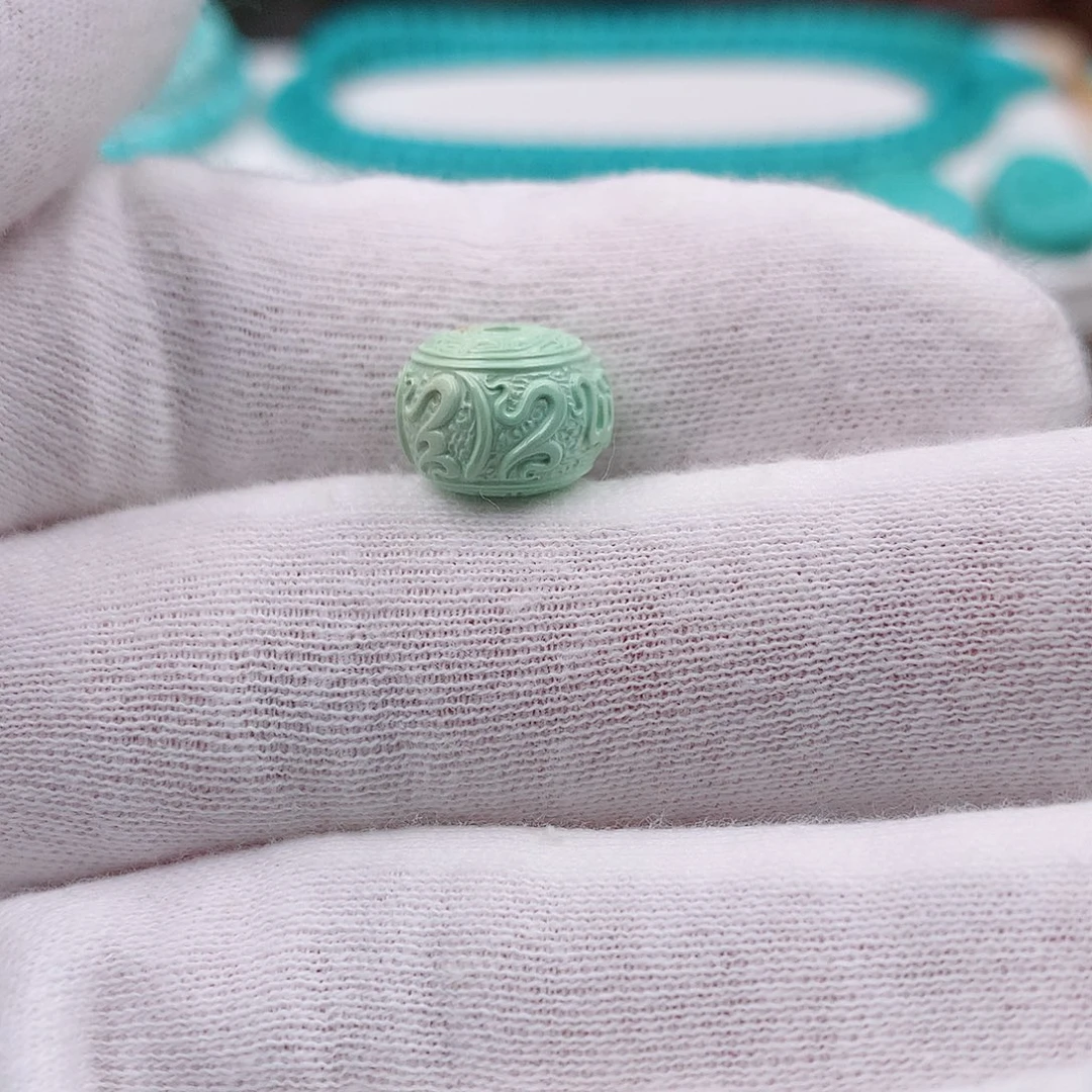 梵***D未镶嵌绿松石六字箴言