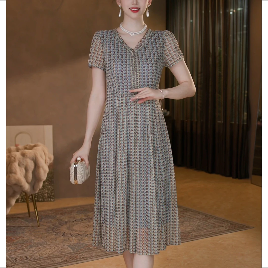 【香妮芬】 83383弹力台湾纱显瘦连衣裙2025新修身田园风气质优雅