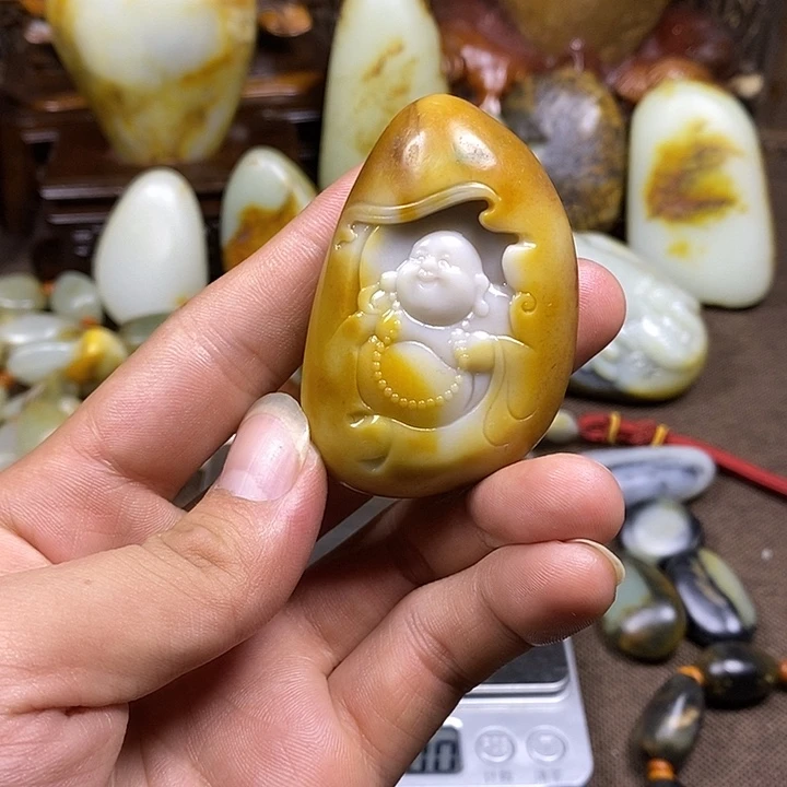 和田玉未镶嵌挂件