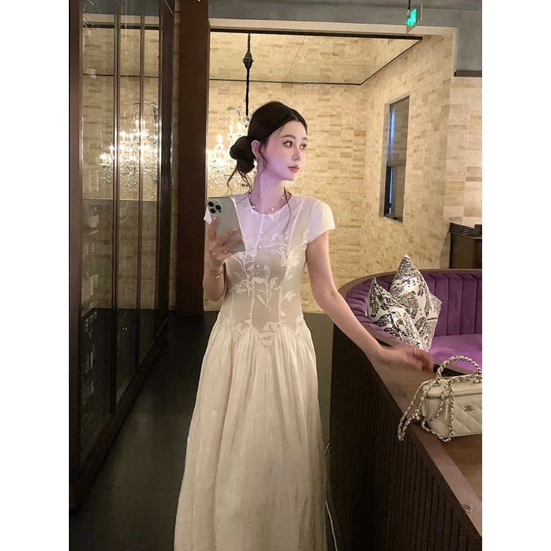 【大茵】法式端庄优雅刺绣收腰显瘦温柔短袖两穿连衣裙子LYQ1040