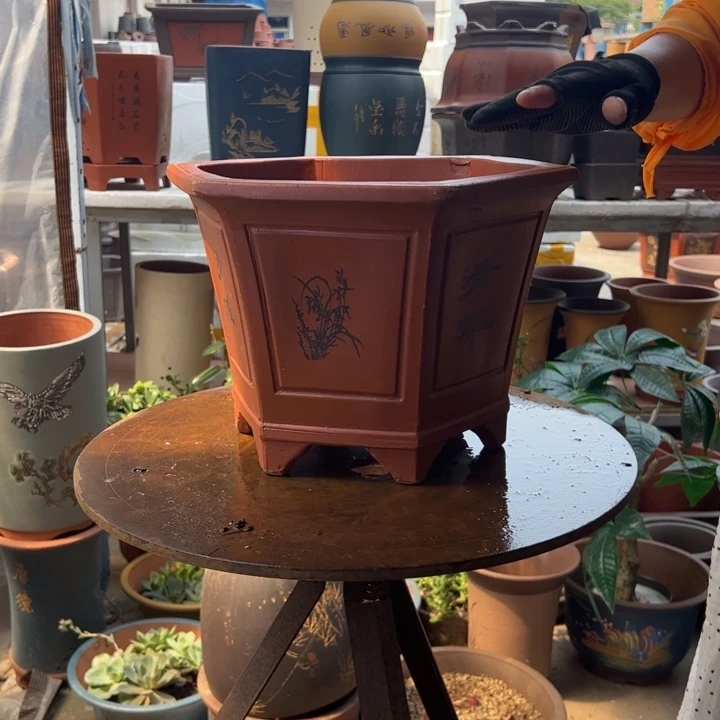 宜兴紫砂32红清雅六方