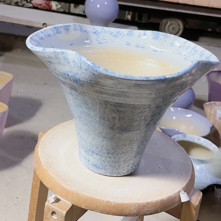 瓶口24高21 景德镇陶瓷学院