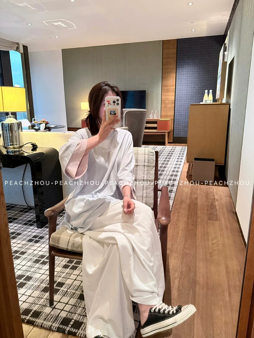 『PEACHZHOU』Baby蓝显嫩撞粉落肩宽松圆领大版短袖简约休闲减龄T恤