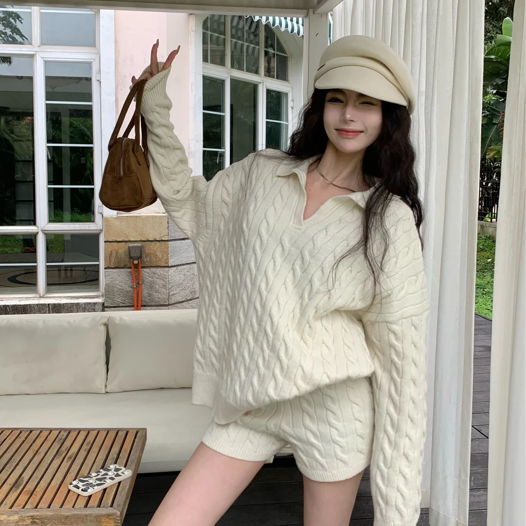 韩系POLO领麻花毛衣短裤两件套装女秋冬新款针织毛衣显瘦时尚套装