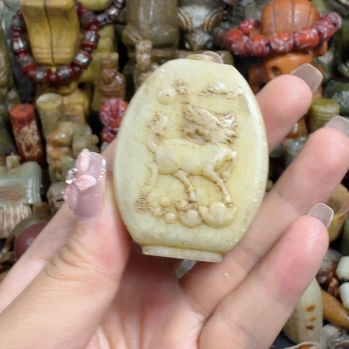 和田玉未镶嵌珠宝半成品
