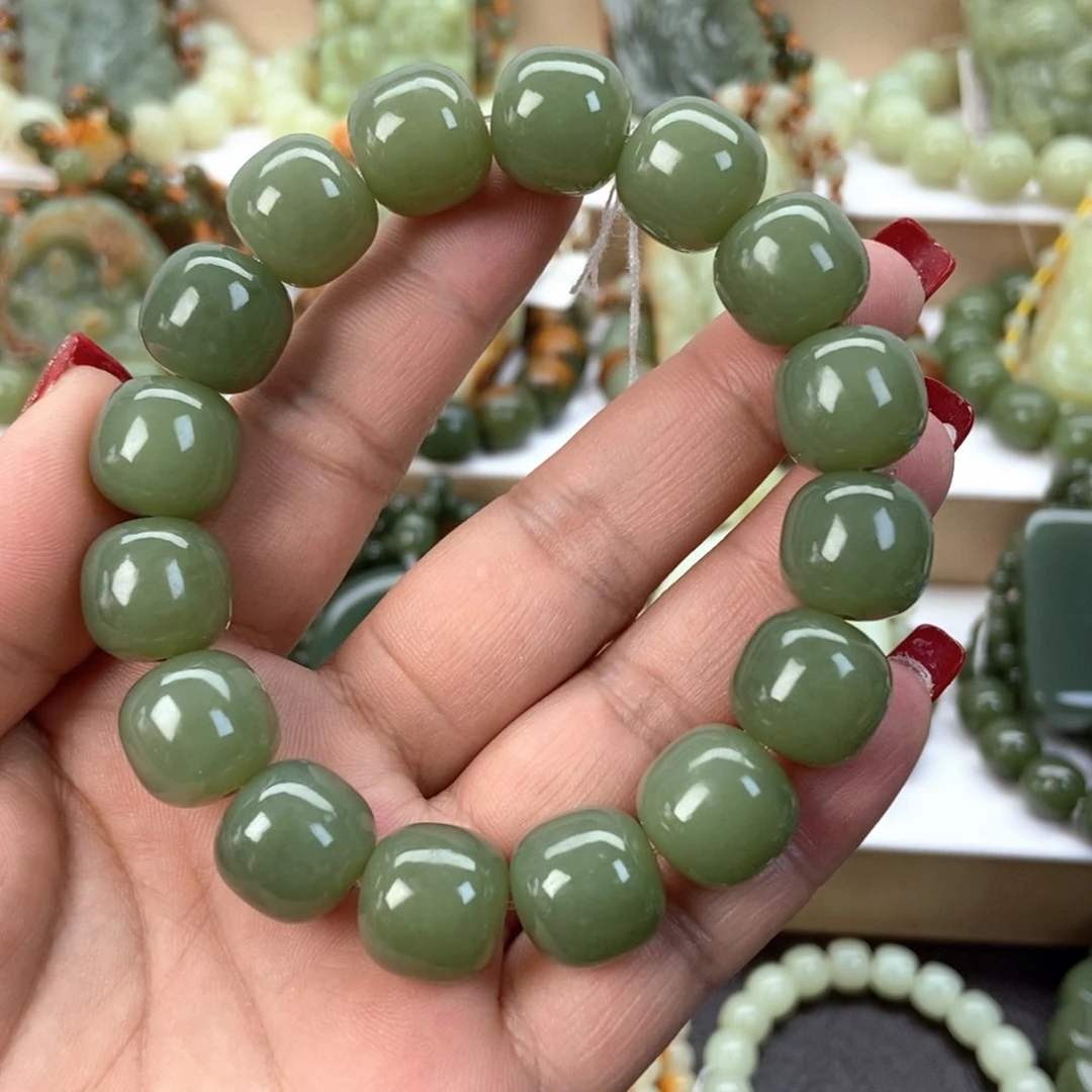 透闪石质玉手串未镶嵌夕**?