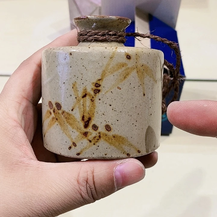 聚鑫中古杂项瓷器如图所示噫**哈