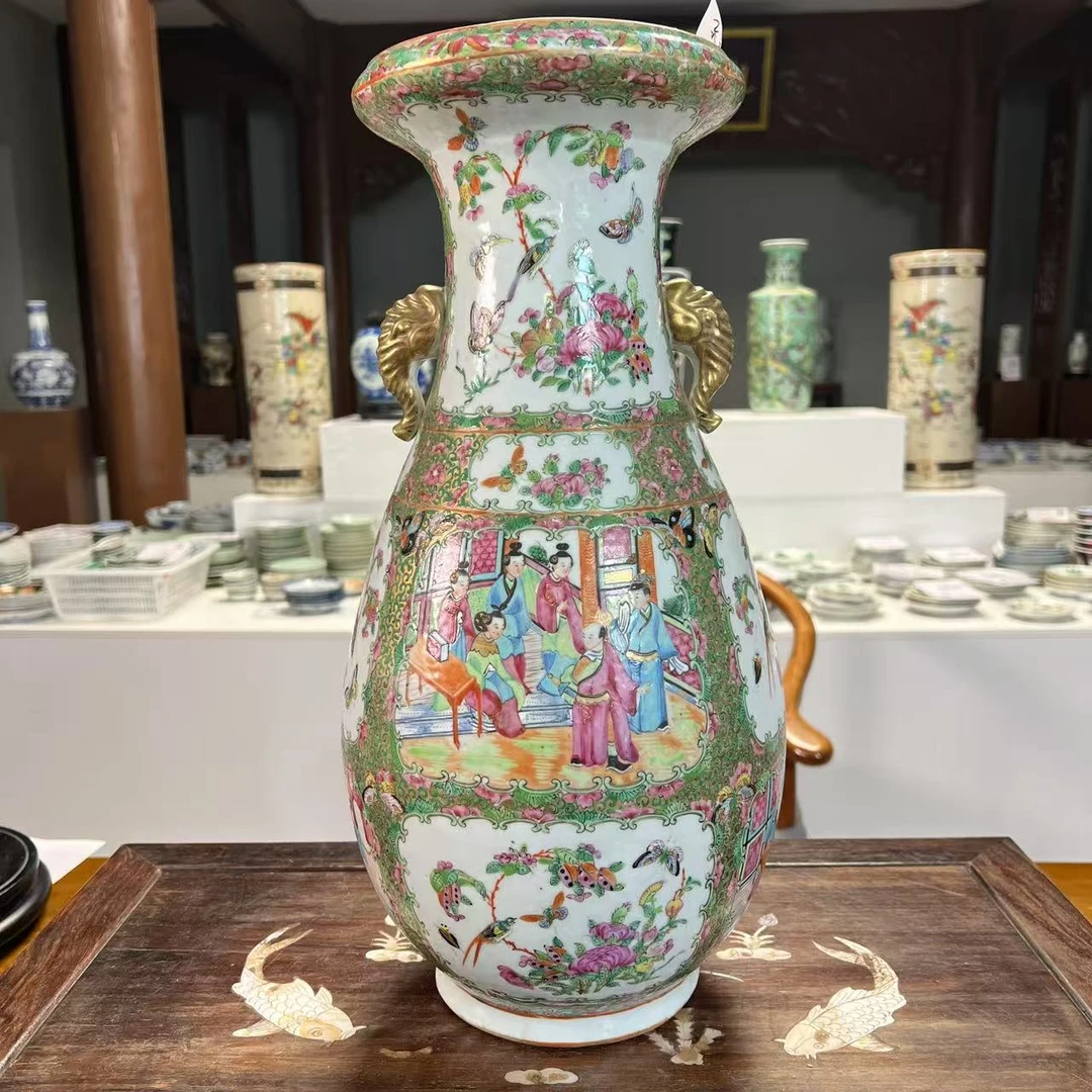 F790广彩开窗花鸟人物故事纹象耳琵琶尊