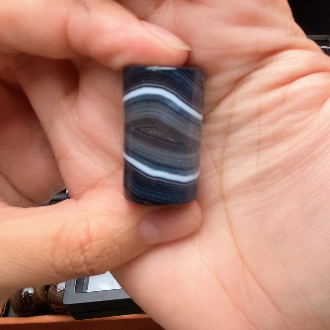 合金颈饰玛瑙/玉髓俊*