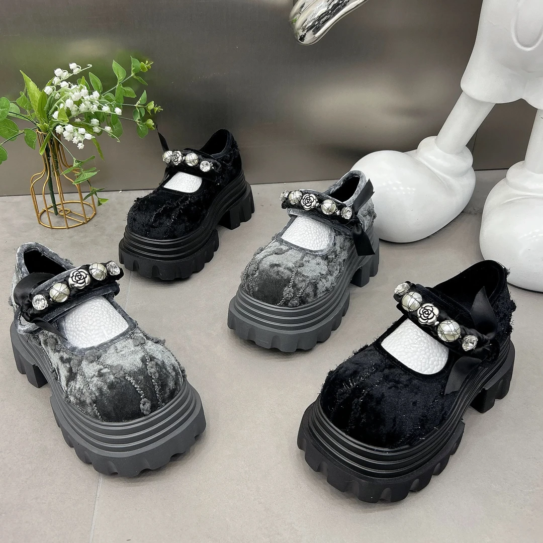 2025早春新款英伦时尚乐福鞋百搭休闲鞋厚底增高女鞋潮单里魔术贴