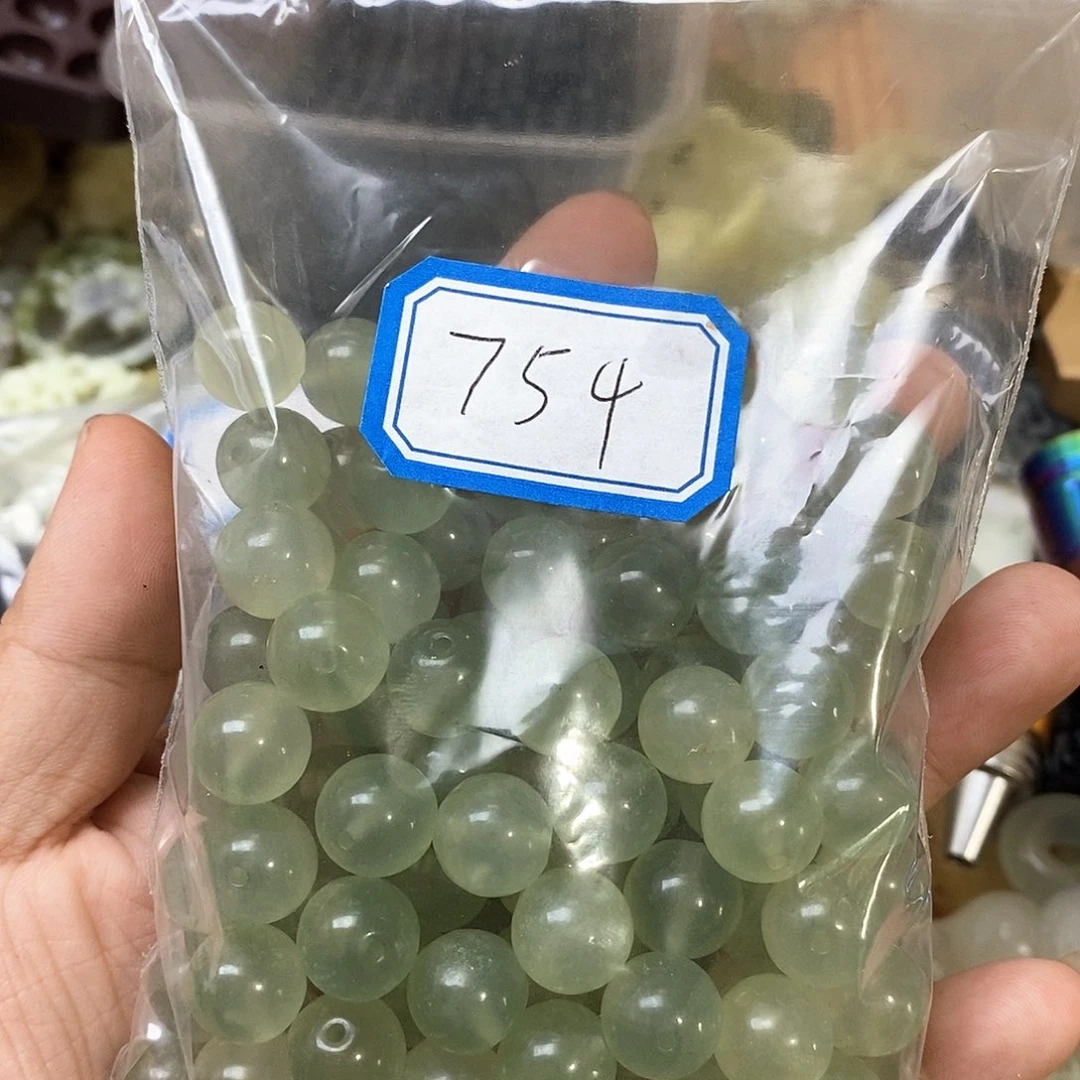 蛇纹石玉未镶嵌吊坠(不含链)?**官754