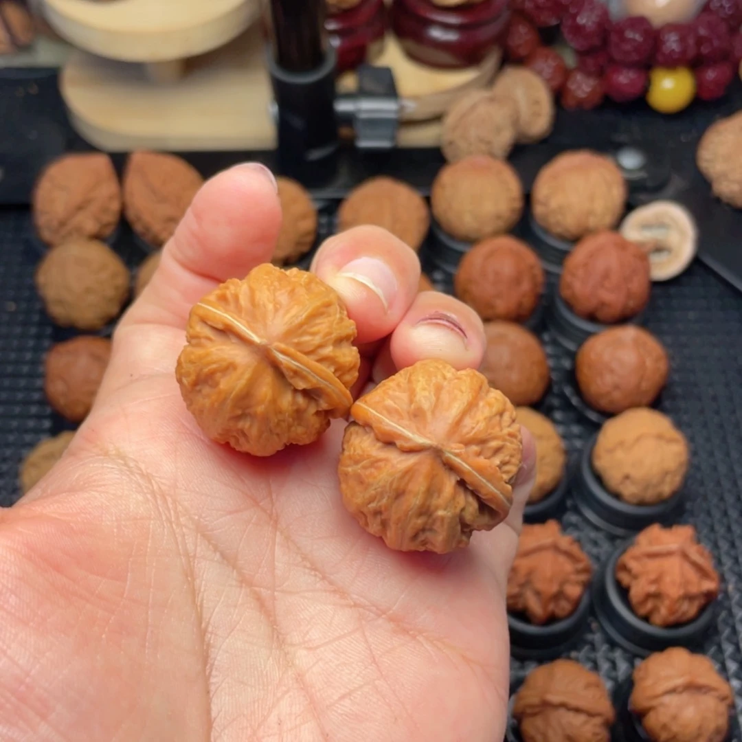 【闪购商品】把件文玩核桃西瓜元宝