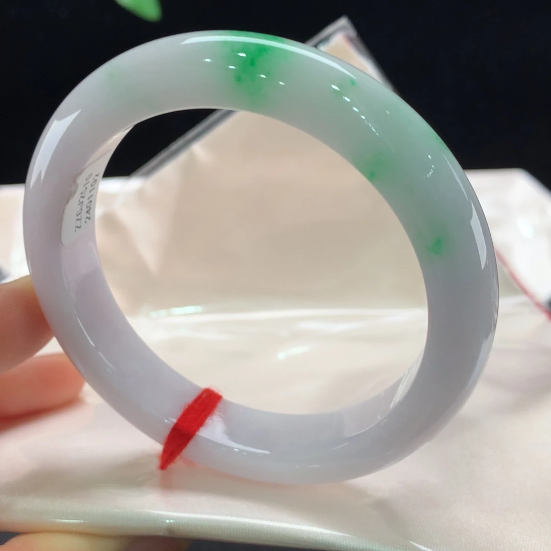 翡翠未镶嵌手镯1102