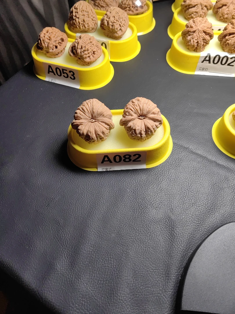 全品不高低肩南瓜红皮尺寸43