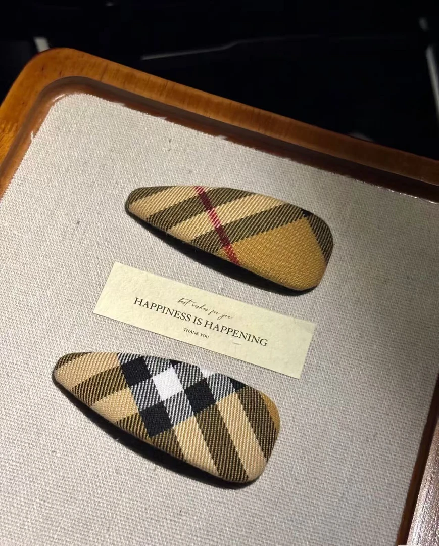 大牌格子发夹～主播自用款