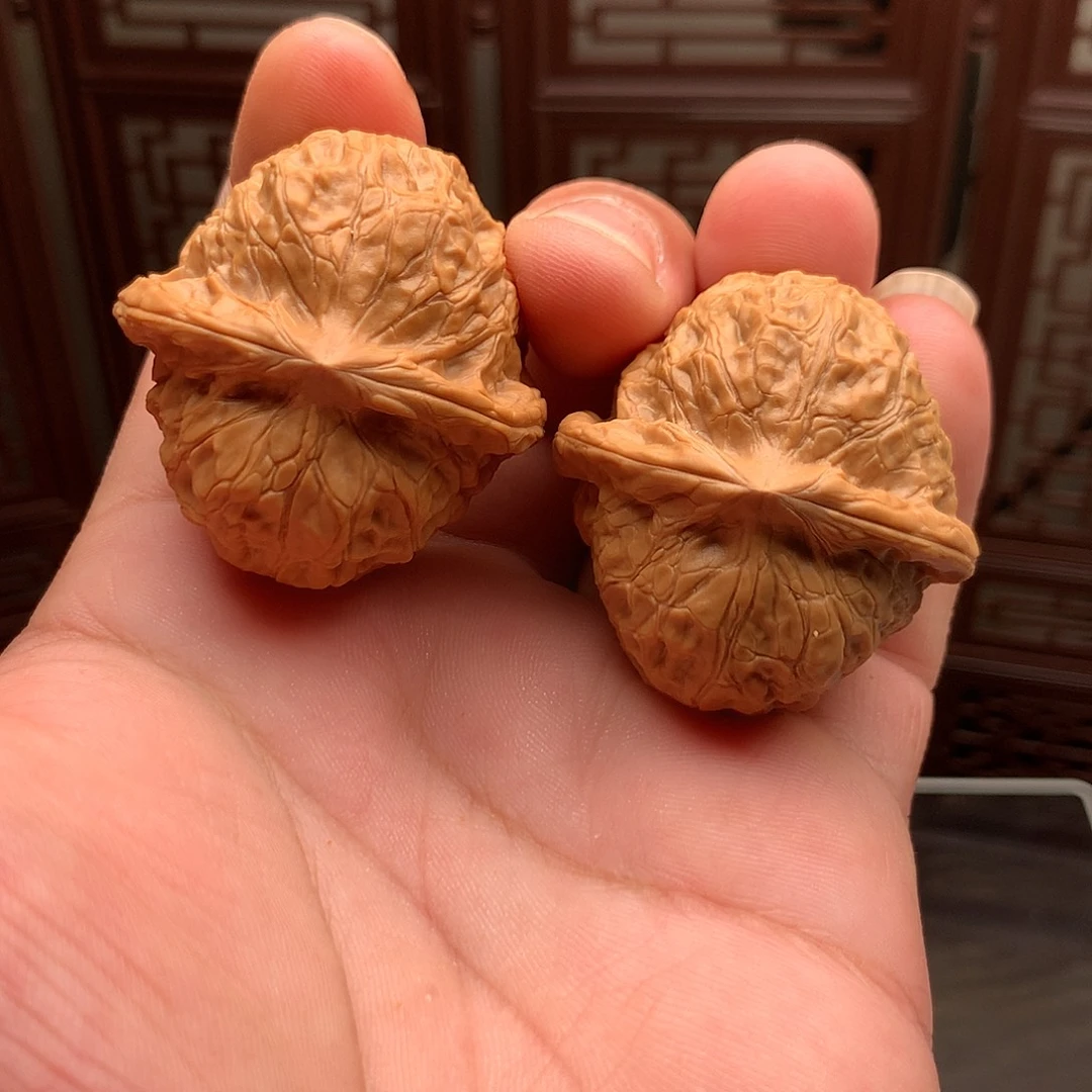 厚***孔吊坠文玩核桃全品南瓜
