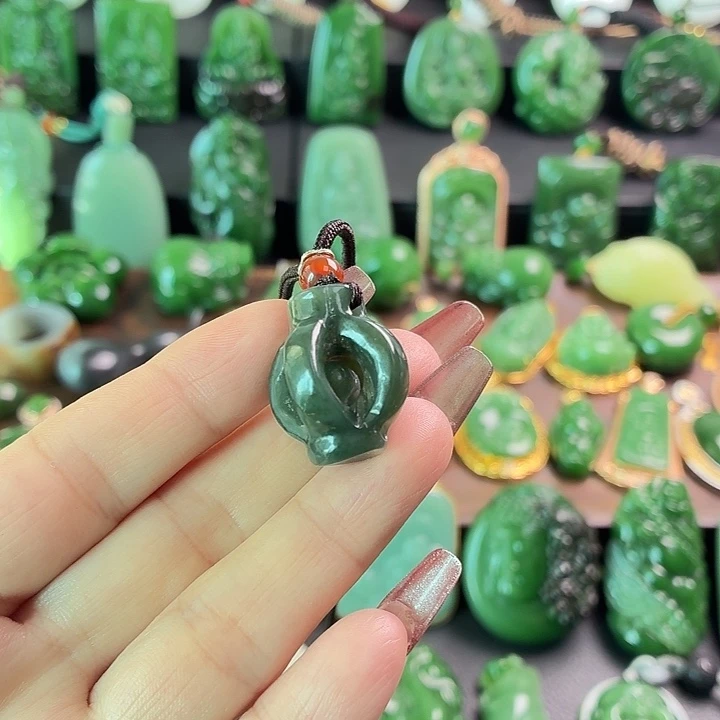 浪***涯和田玉未镶嵌挂件