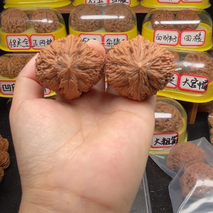 把件文玩核桃2号39尺大蒜头红油皮全品无修56克