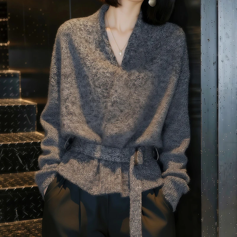 M983灰色V领针织开衫女秋冬慵懒高级感洋气减龄针织衫上衣