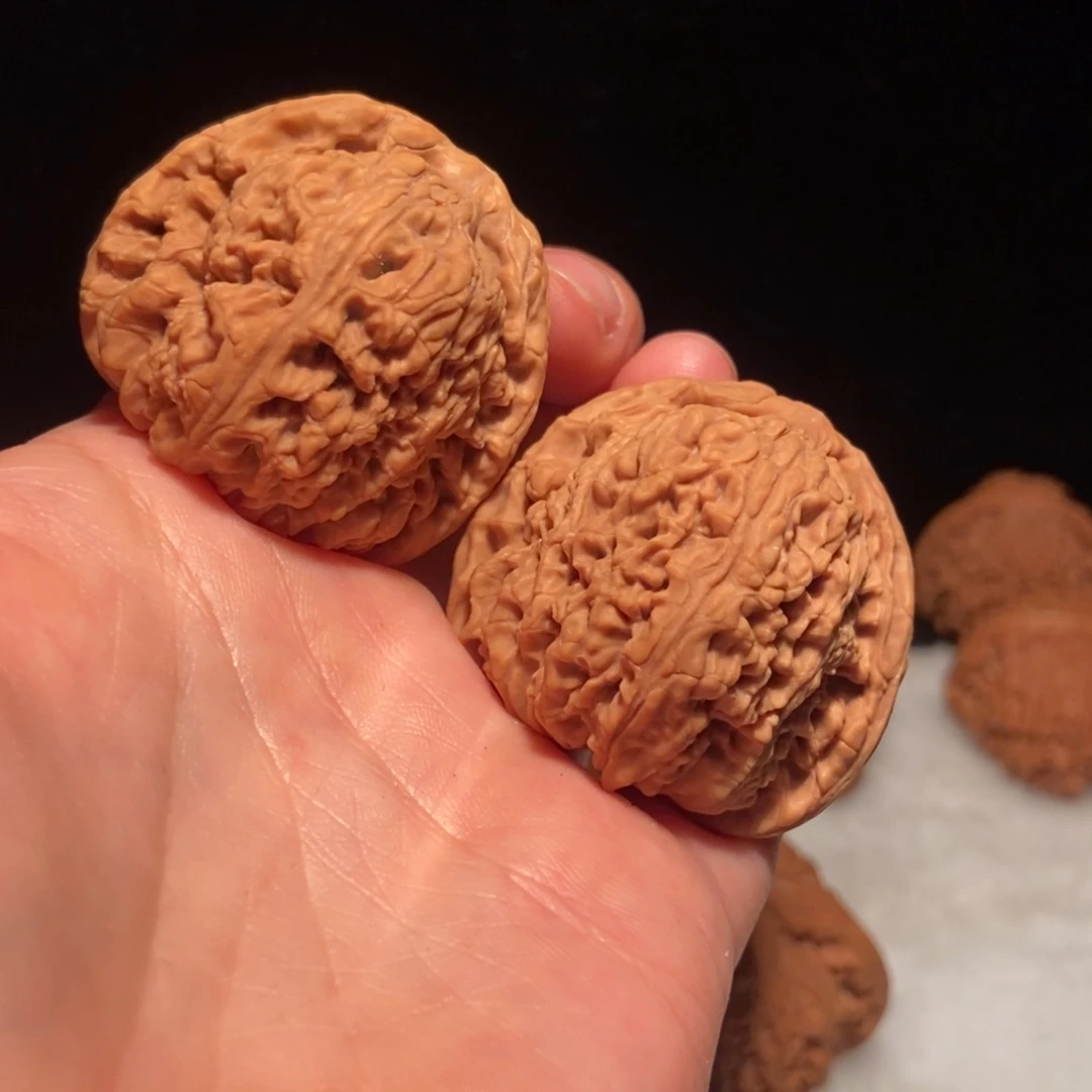 文玩核桃吊坠南疆石40.5