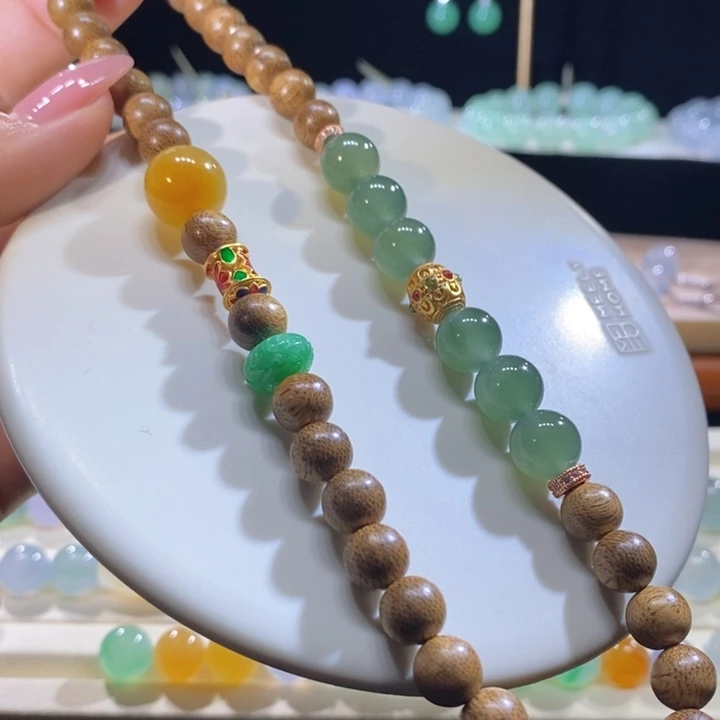 翡翠未镶嵌吊坠(不含链)翡翠特色双圈手串
