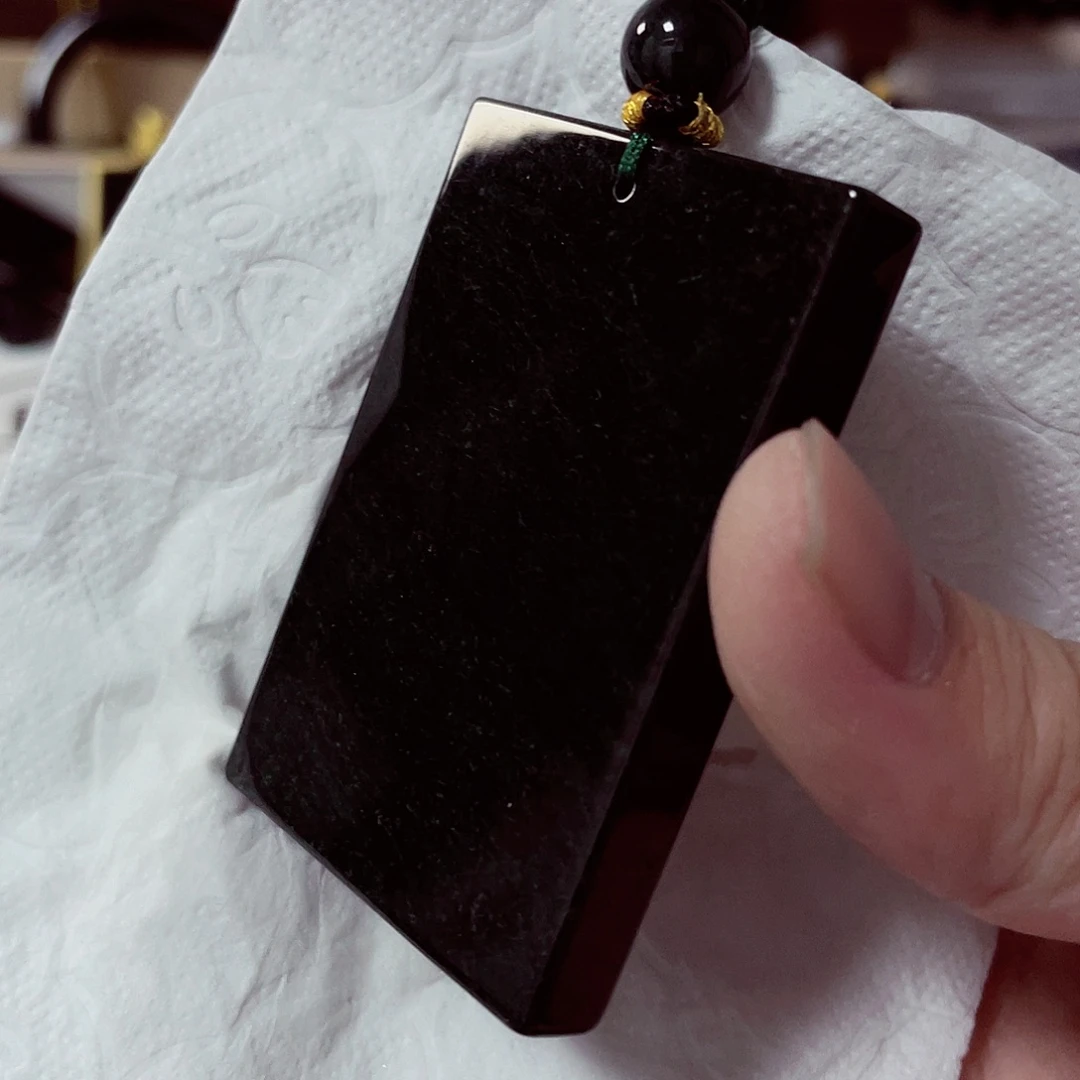 翡翠挂件未镶嵌先检后发一物一证