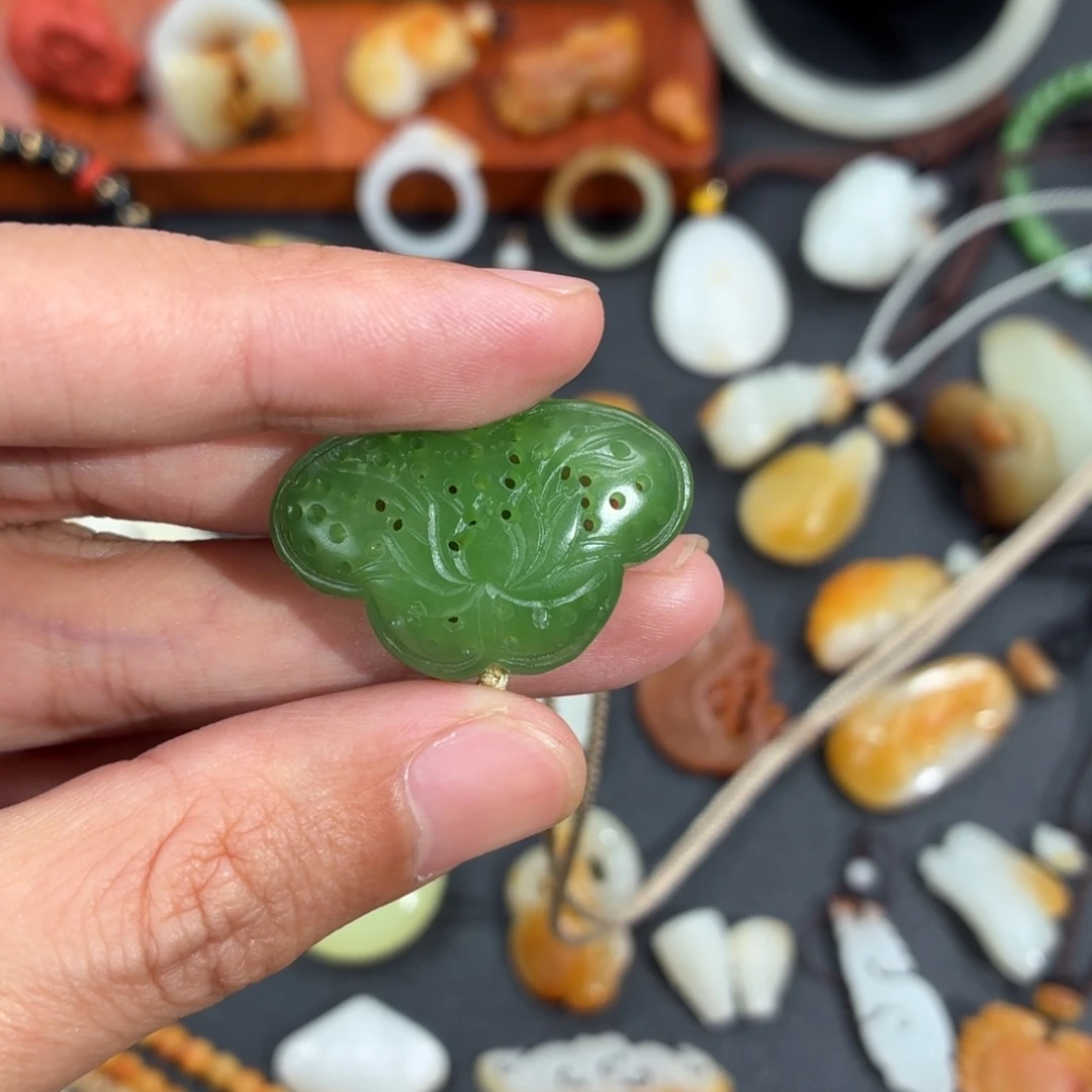 暖***风和田玉未镶嵌颈饰