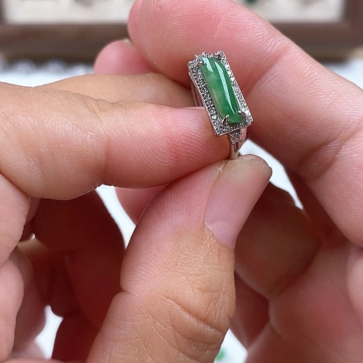 翡翠戒指银S925镶嵌10号