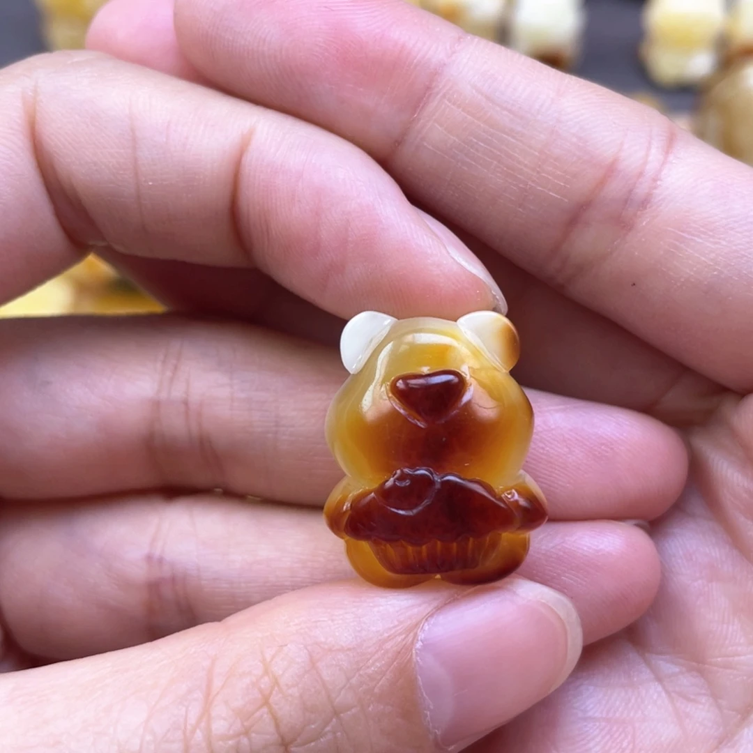 未镶嵌琥珀裸石蜜蜡