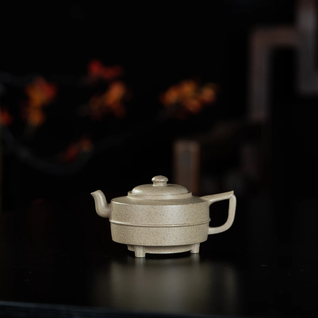 友泉款三足鼎式 陈洁制 天茶星 170cc 家用紫砂壶