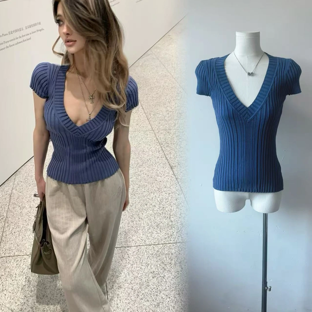 PrettyDragon老钱风深V领坑条高弹针织冰感收腰短袖T恤女短款上衣