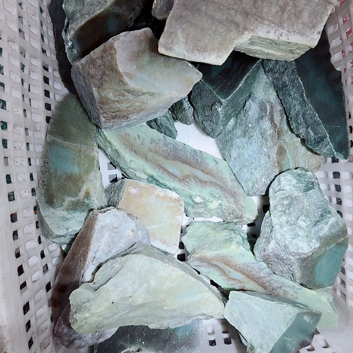 和田玉（糖玉）未镶嵌珠宝奇石天**客