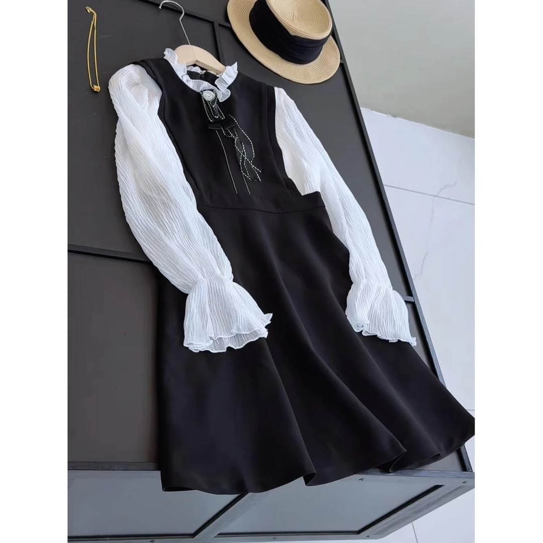 女神范黑白拼接假两件长袖连衣裙女春秋2小香风高腰减龄A字裙