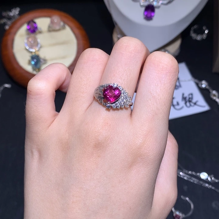 银S925镶嵌颈饰紫晶骂****错戒指