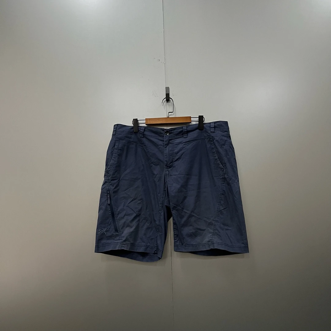 95新 ARC'TERYX/始祖鸟 h84 始祖鸟 蓝色刺绣短裤 38码 203039