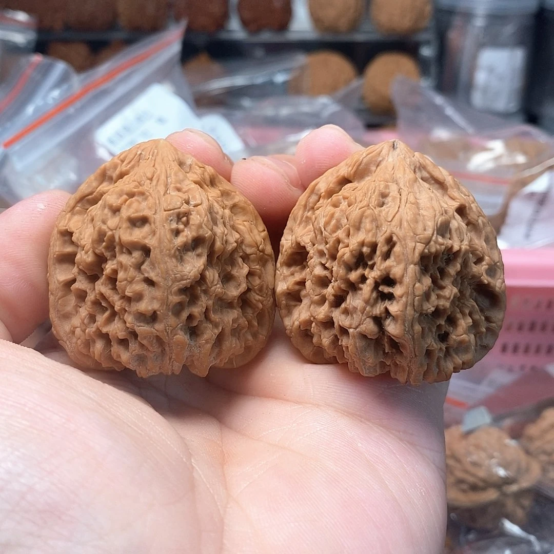 1文玩核桃南疆石42-431