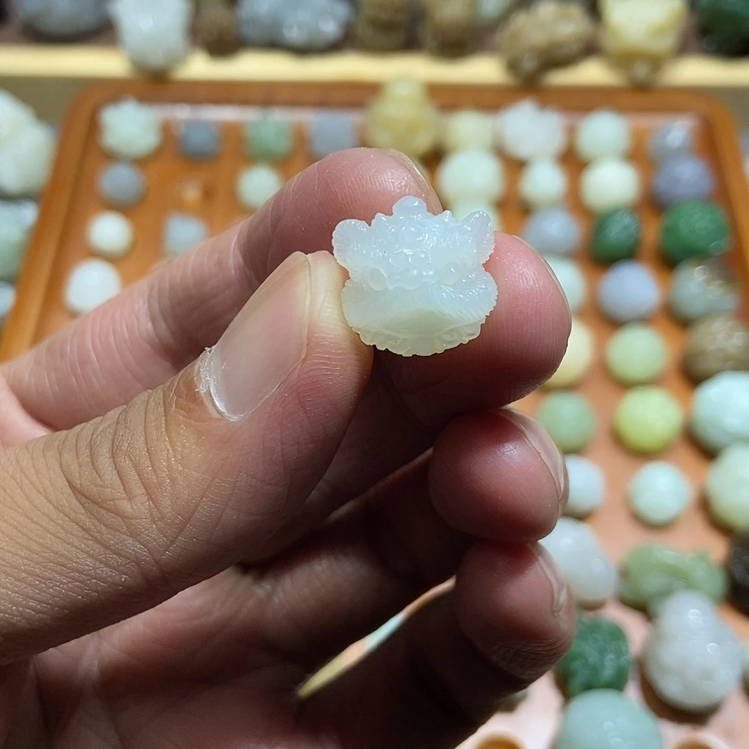 颈饰未镶嵌和田玉定制