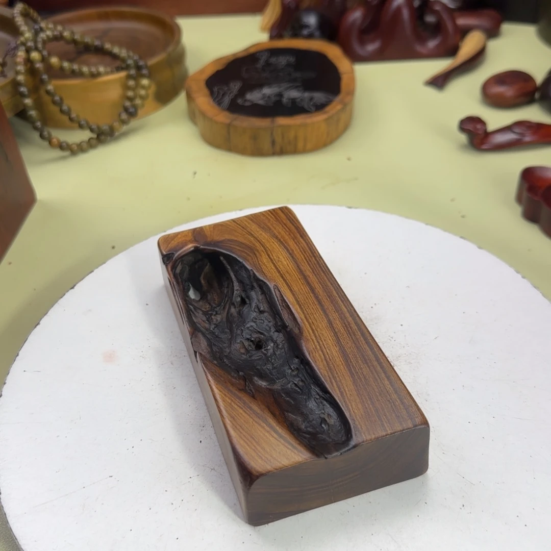 大果紫檀（缅甸花梨）鸡***酒