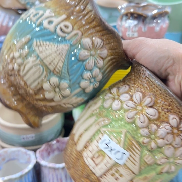 凑9块包邮，有孔，陶瓷花盆