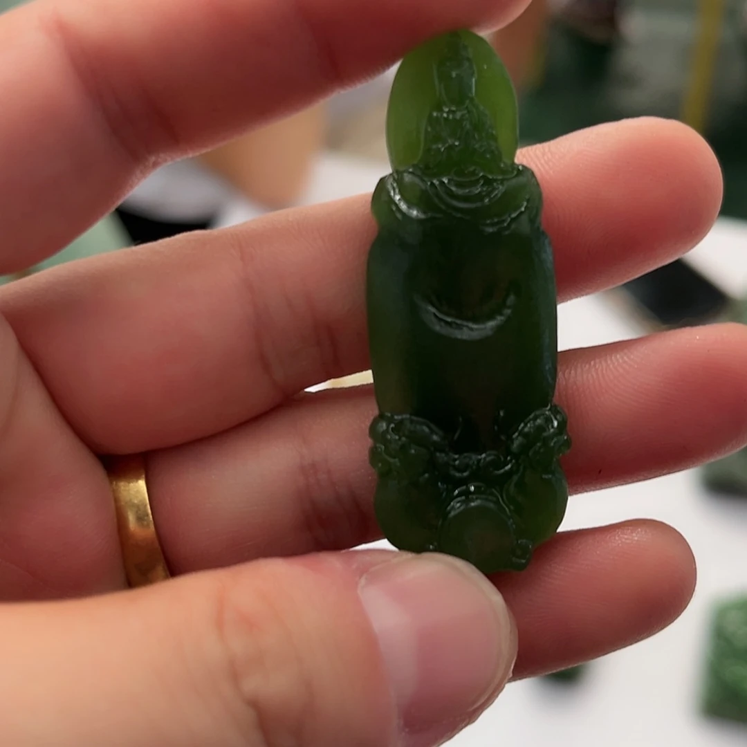 【闪购商品】颈饰未镶嵌和田玉（糖玉）