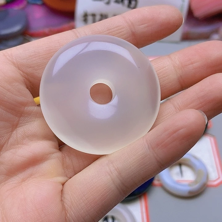 【闪购商品】玛瑙/玉髓珠宝半成品未镶嵌办****着