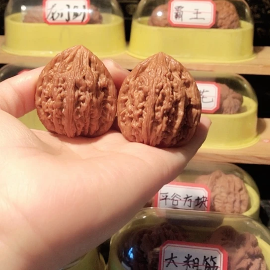 文玩核桃三角虎头王