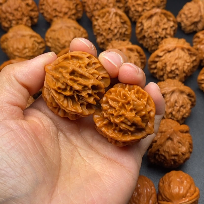 【闪购商品】文玩核桃把件墩*核桃