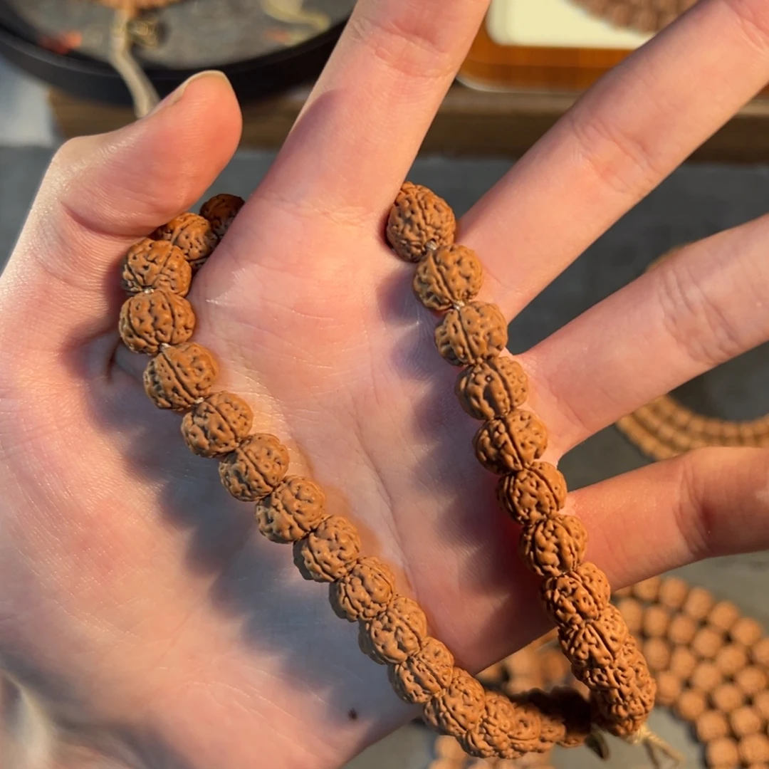 杨***红金刚菩提吊坠老树王