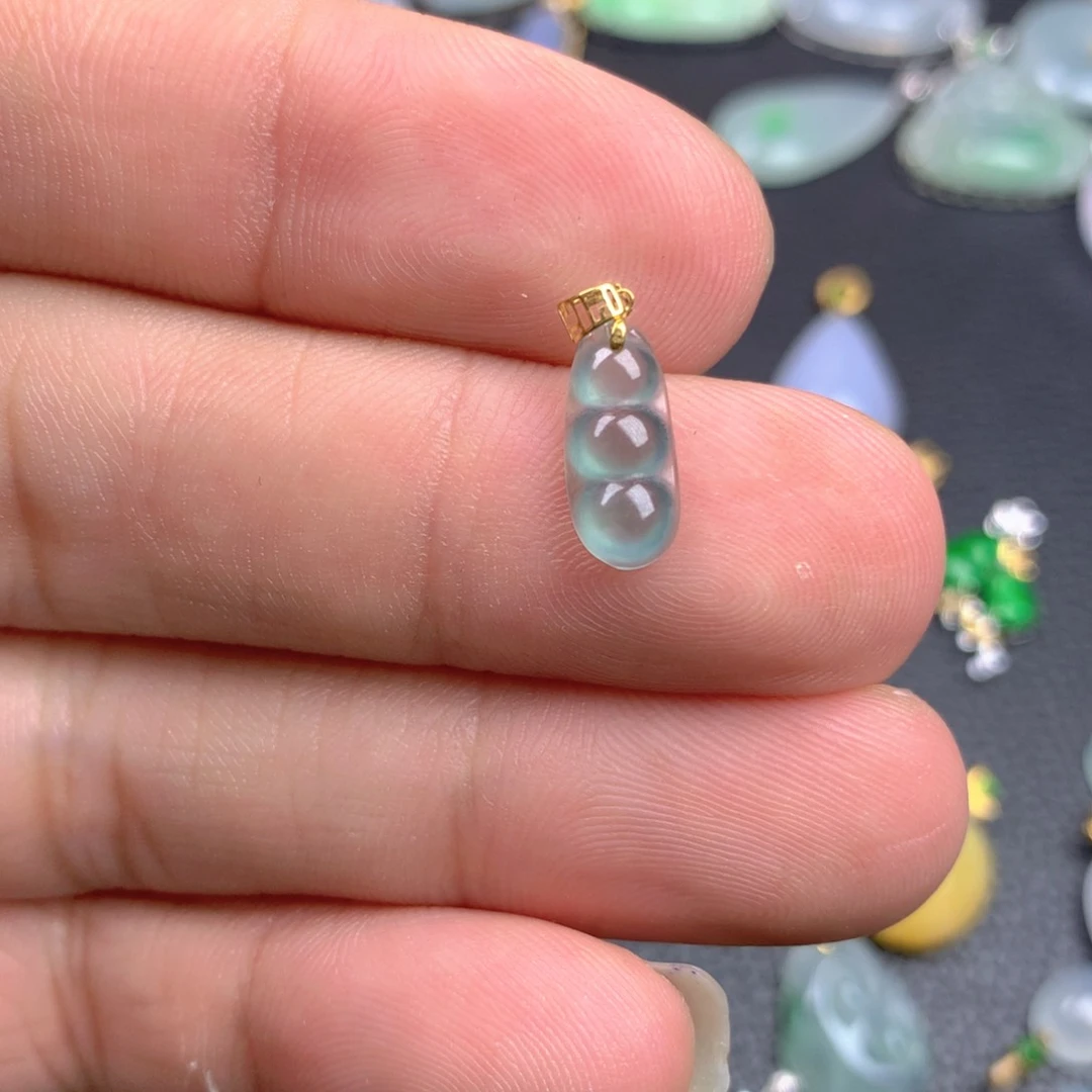 【闪购商品】翡翠18K金镶嵌颈饰翡翠