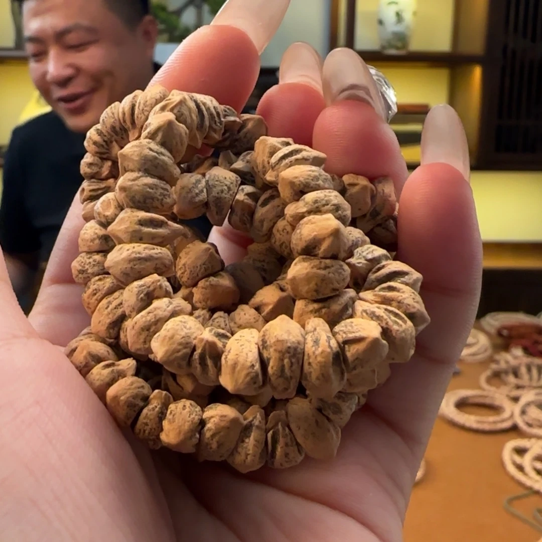 柏香籽/百香籽手串大肠6➕